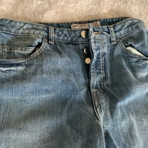 Asia blue jeans